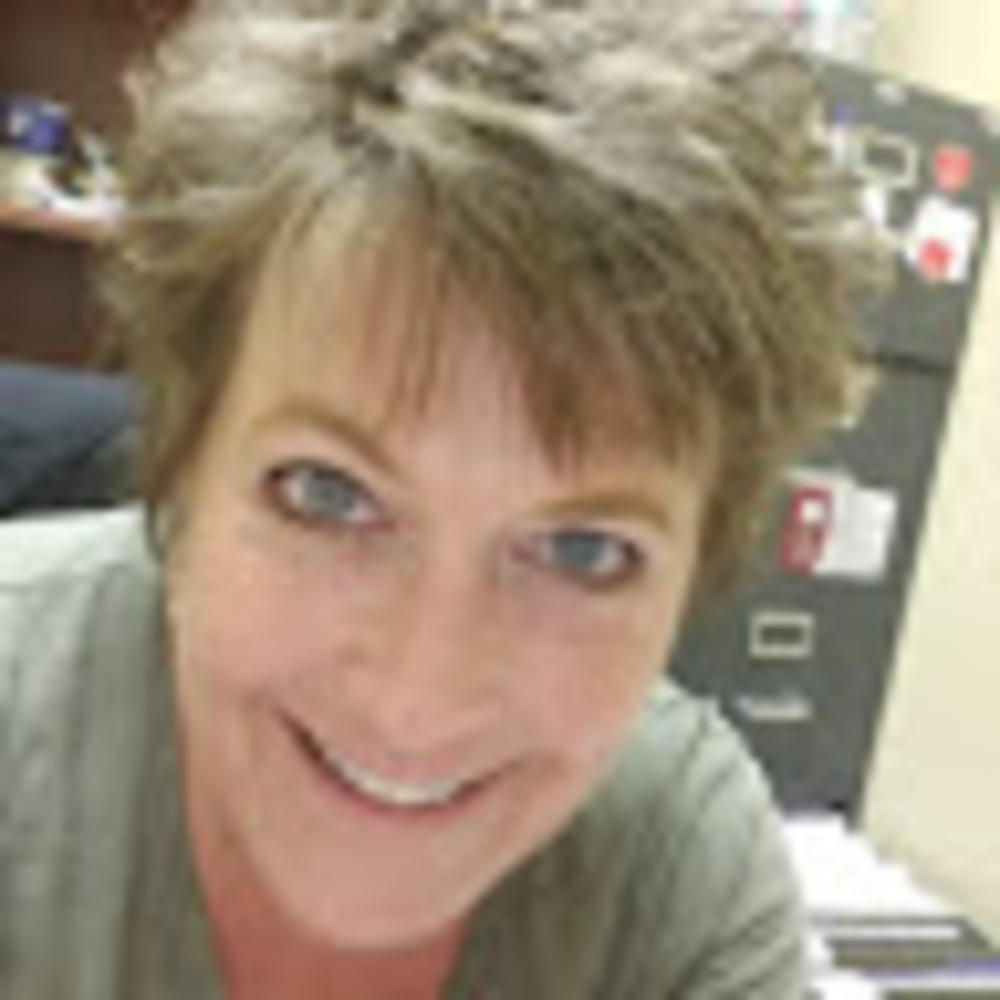 Meet your Posher, Stacy